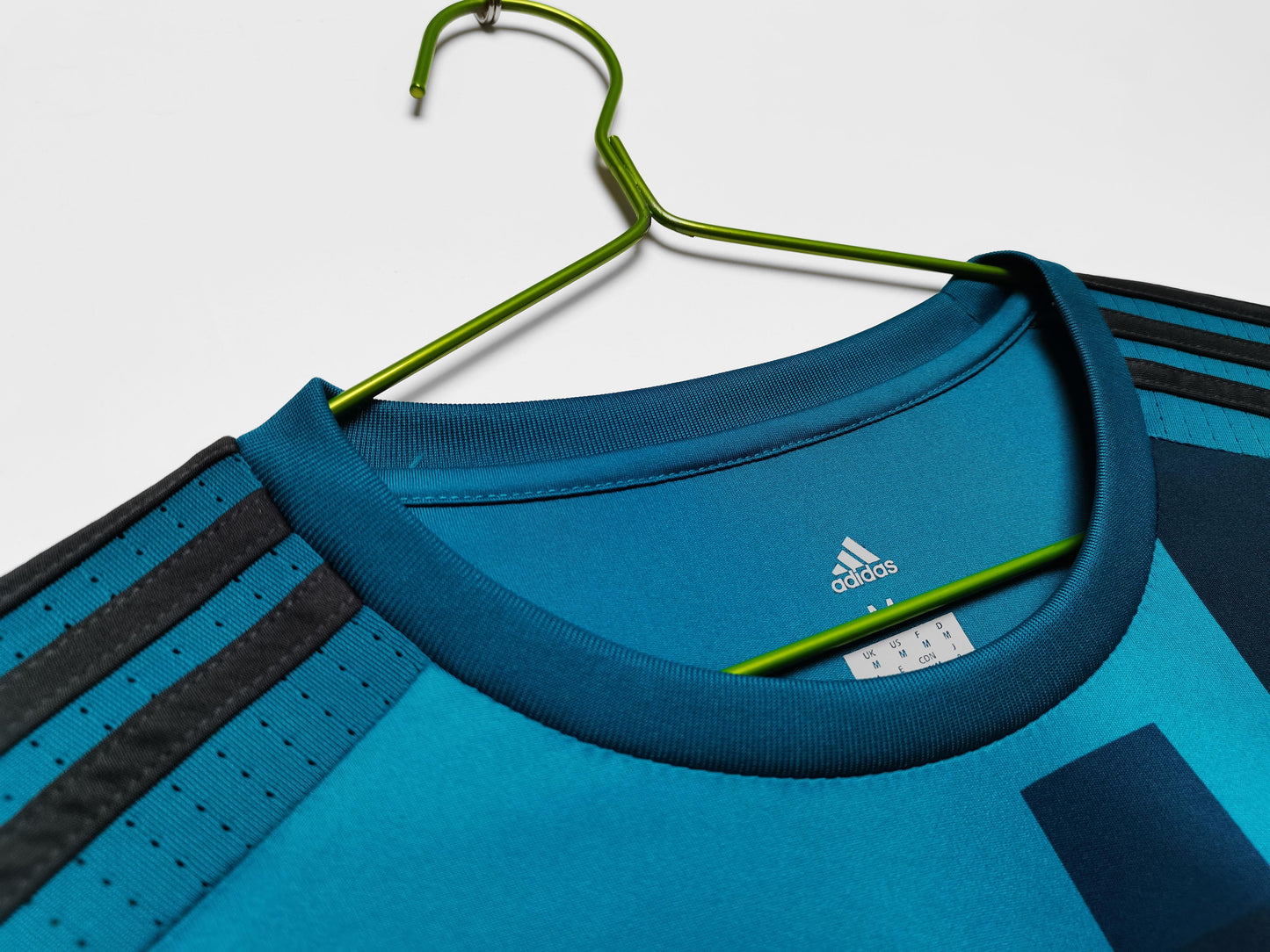 Real Madrid 2017-2018 Long Sleeve Away Kit