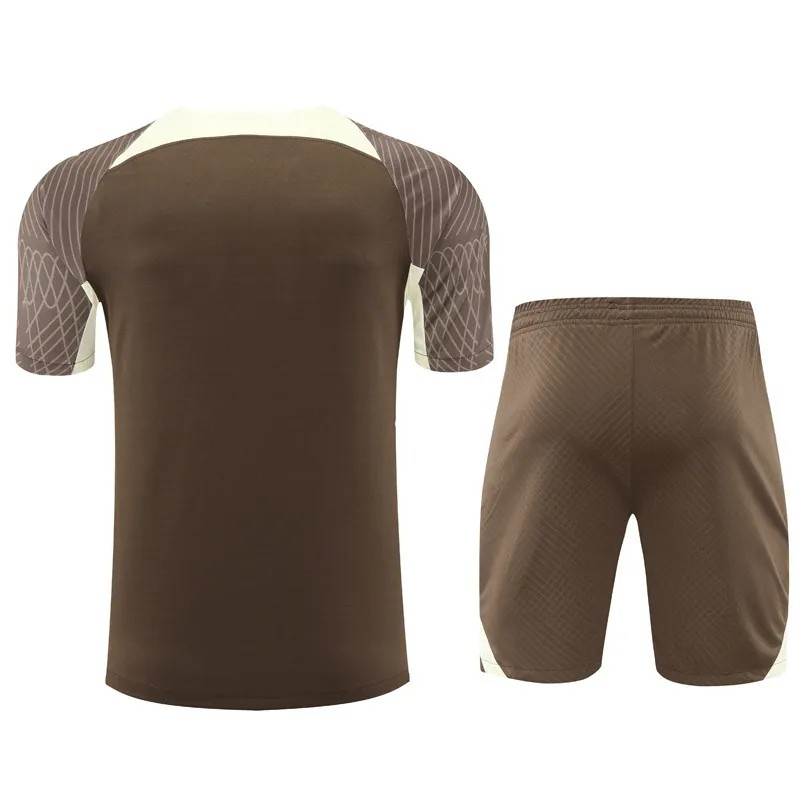 Corinthians 2024-2025 trainings set brown
