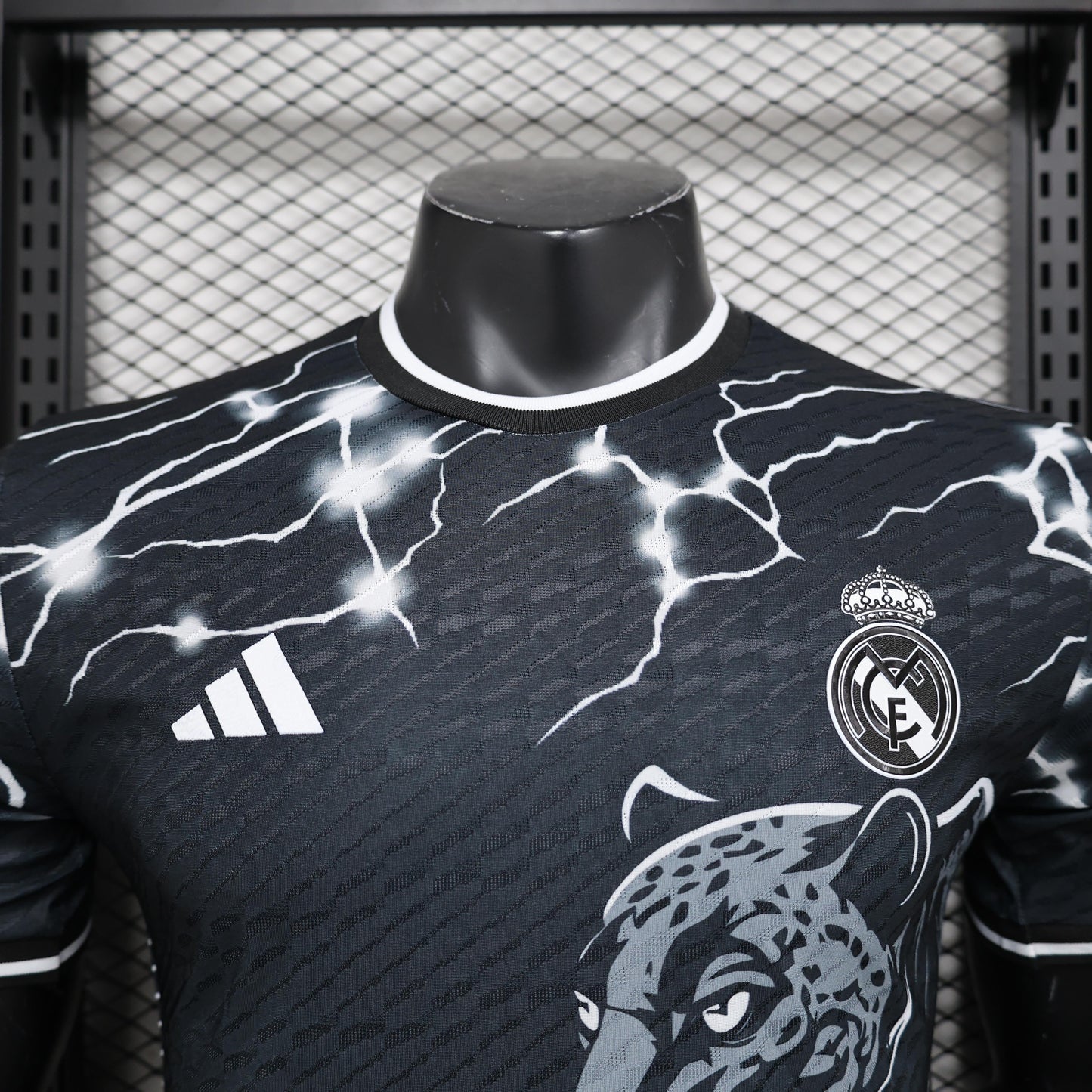 Real Madrid "Shadow Panther" Special Kit