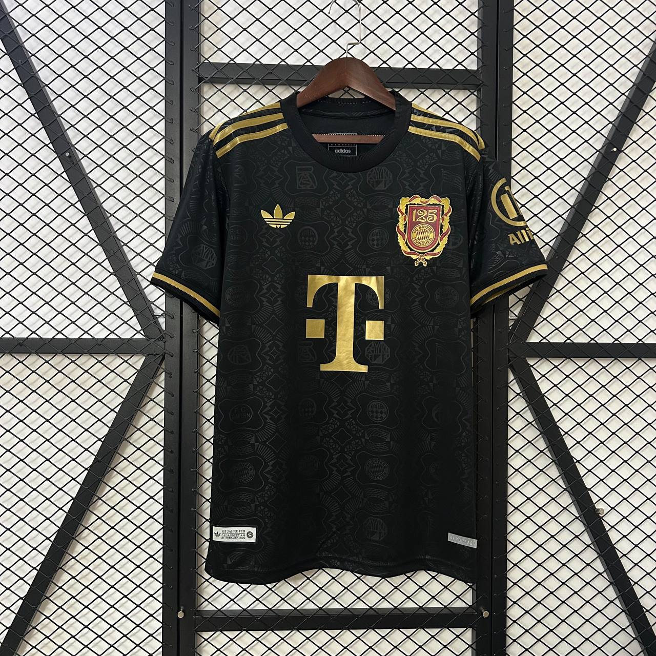 Bayern Munchen 125th Anniversary Away Kit